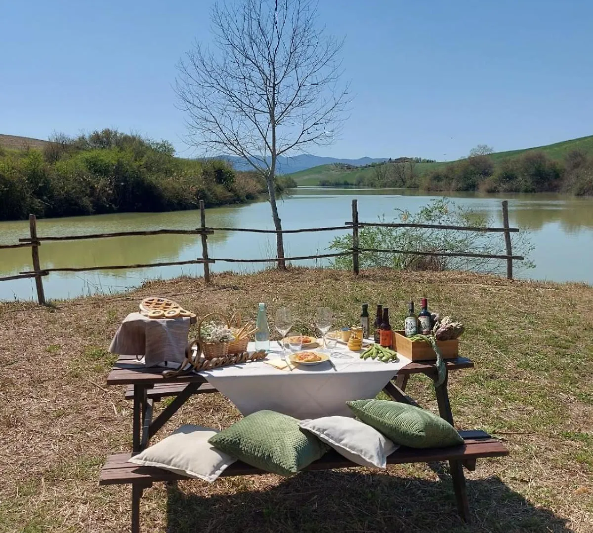 Farm stay Agriturismo Panieracci Villamagna  Italy